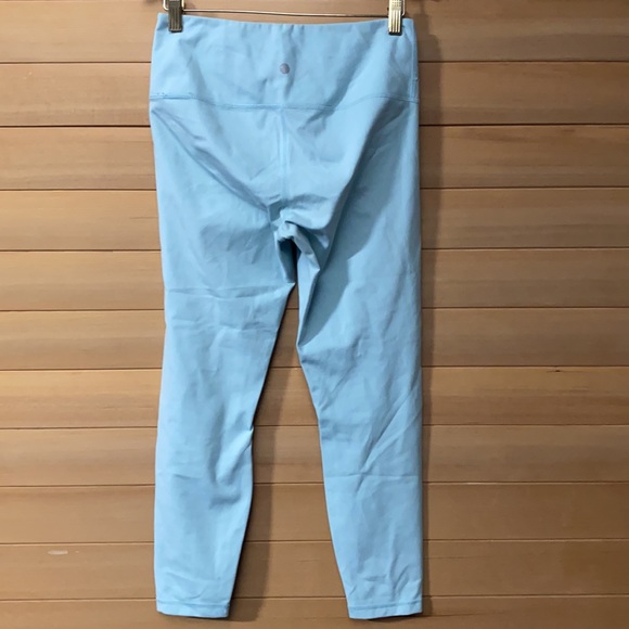 Yogalicious Baby Blue Leggings Size M 7/8 length - Picture 3 of 7